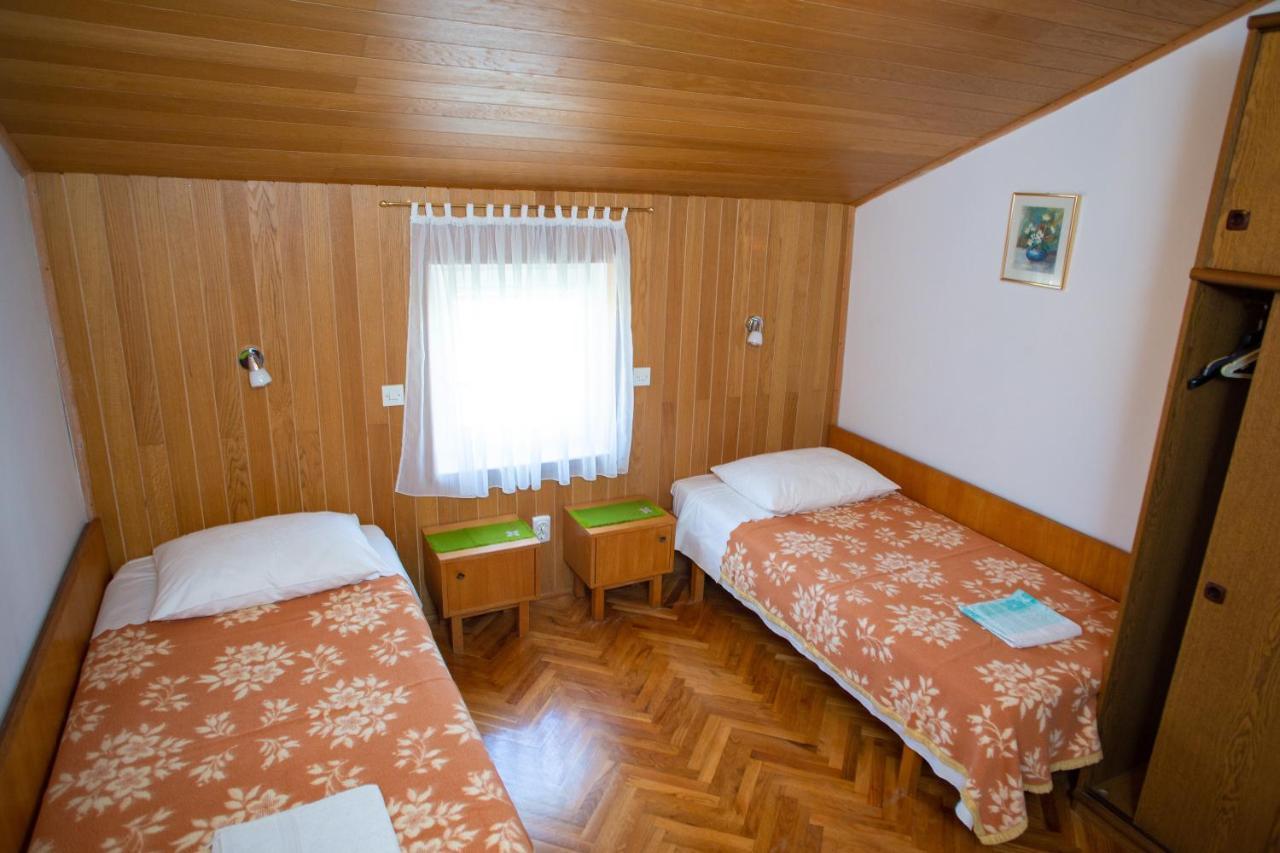 Apartments & Rooms Peranic Novalja Extérieur photo